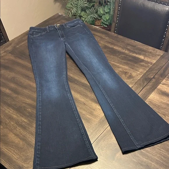 PAIGE High Rise Bell Canyon Flare Jeans - Picture 5 of 16